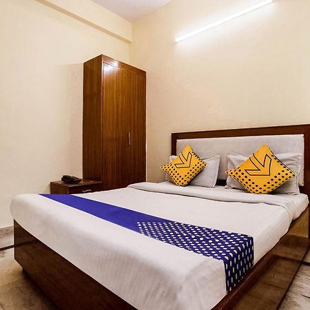 Hotel O City Inn Dx Нью-Дели Экстерьер фото