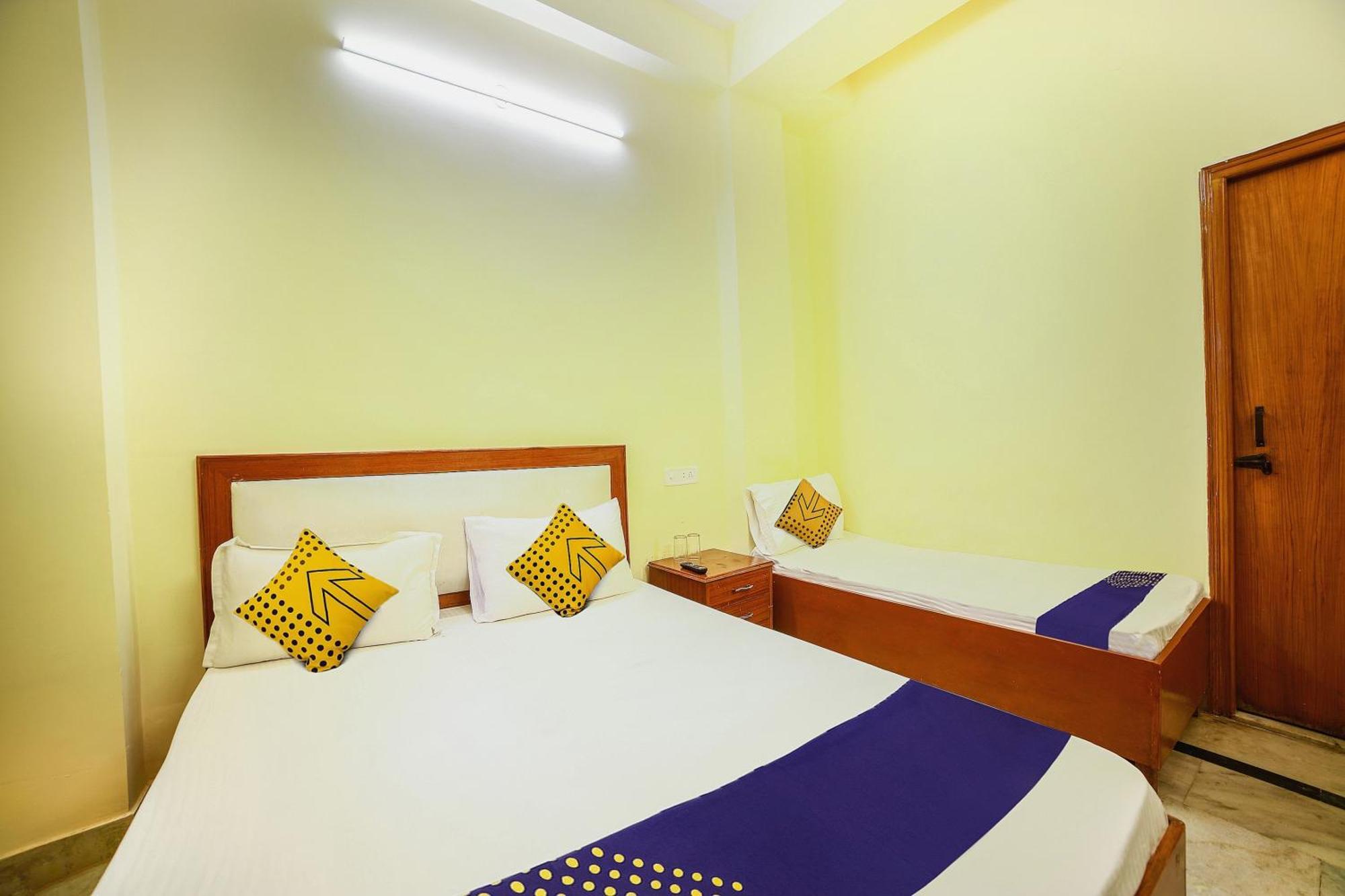 Hotel O City Inn Dx Нью-Дели Экстерьер фото