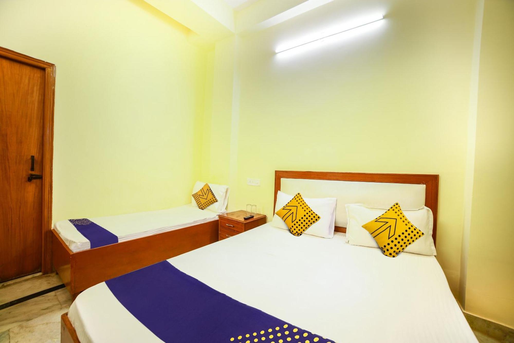 Hotel O City Inn Dx Нью-Дели Экстерьер фото