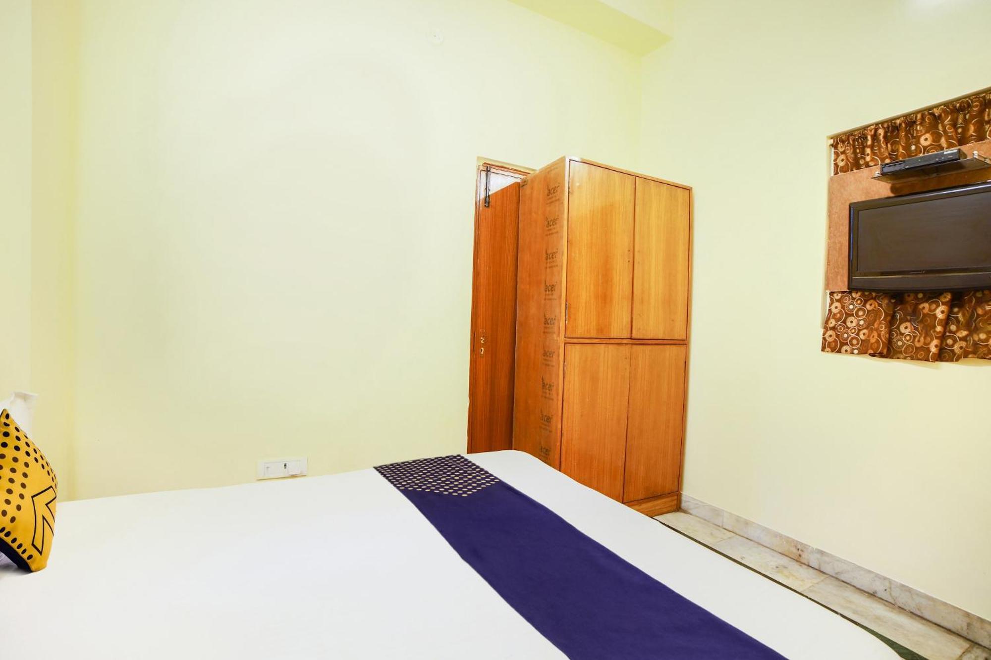 Hotel O City Inn Dx Нью-Дели Экстерьер фото