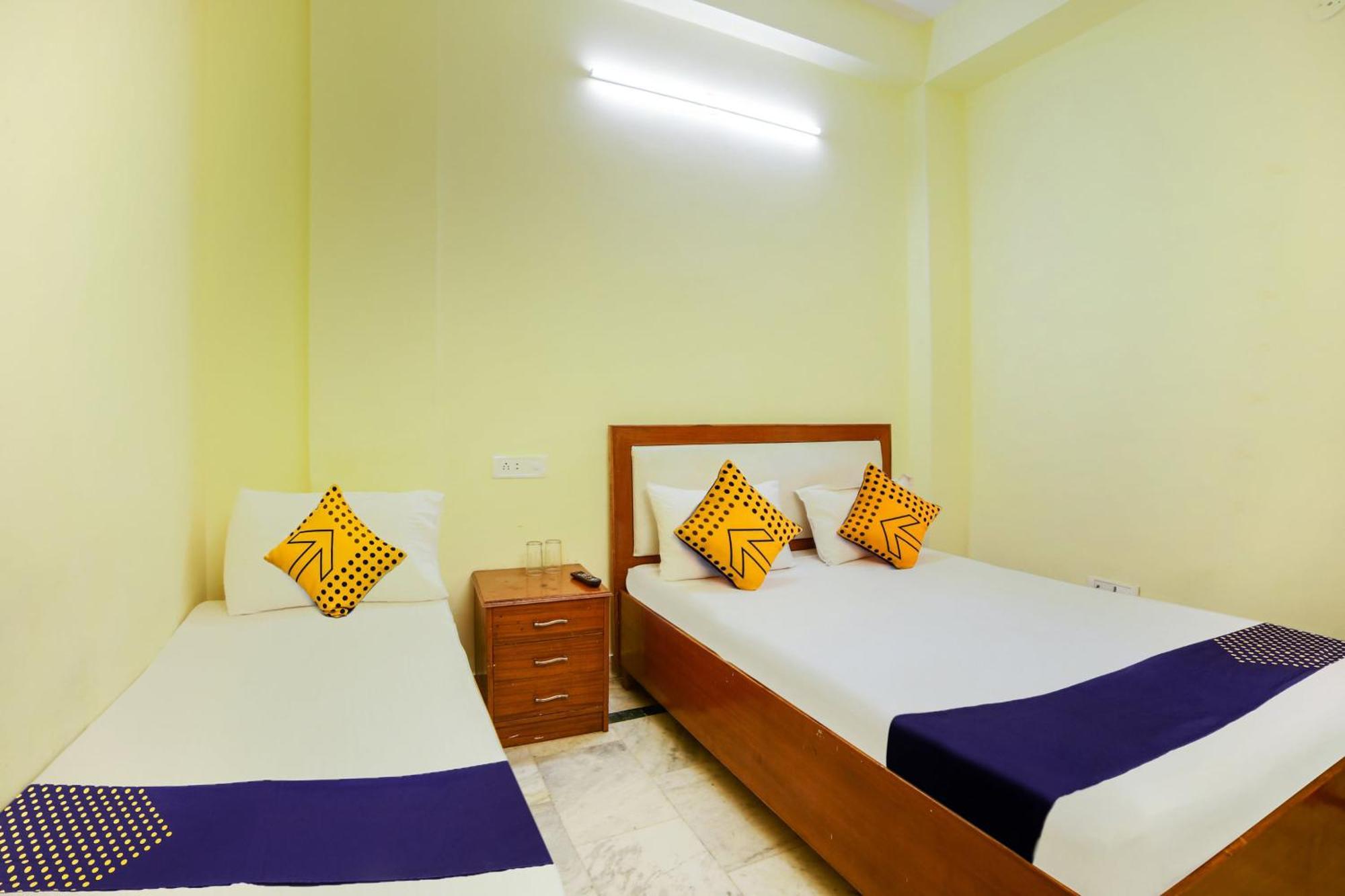Hotel O City Inn Dx Нью-Дели Экстерьер фото